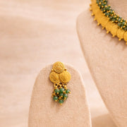 Traditional kaasu necklace with green beads