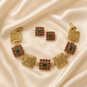 Kusuma Ruby emerald necklace