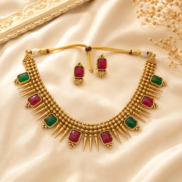 Sahasraabha Necklace with Earrings