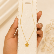 Chain with floral pendant