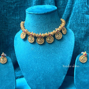 ANTIQUE FLORAL NECKLACE