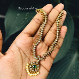 ATTIGAI ELEGANCE NECKLACE WITH EARRINGS