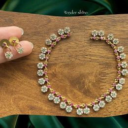 FLORAL GRACE AD NECKLACE