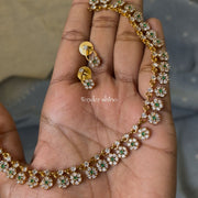 FLORAL GRACE AD NECKLACE