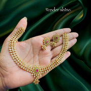 QUEEN'S RUBY NECKLACE