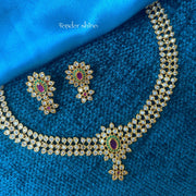 QUEEN'S RUBY NECKLACE