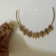 Pink petal pearl necklace