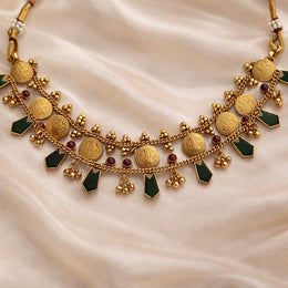Haritha Kaasu Choker With earrings