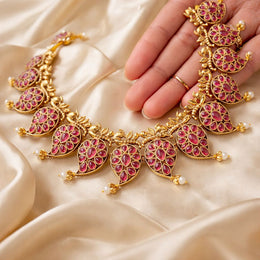 CHAARUTHA RUBY NECKLACE